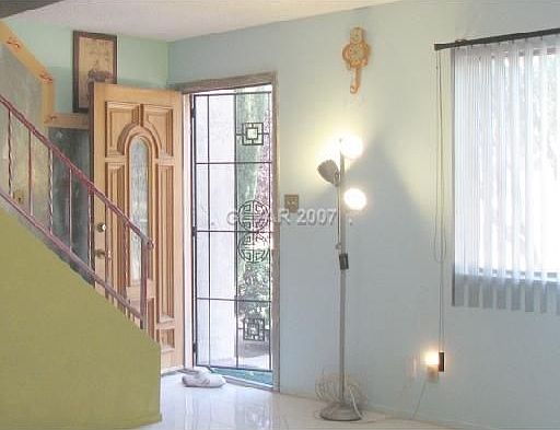 4th image of 532 Greenbriar Townhouse Way