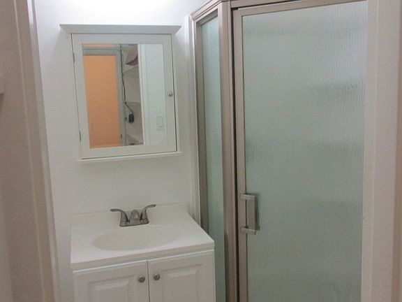 4th image of 6200 E Ocean Blvd APT 3