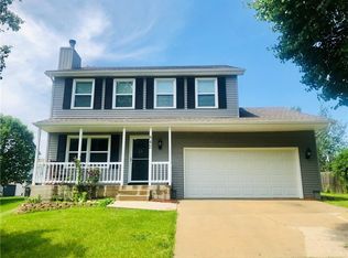 842 Elk Ln, Bonner Springs, KS 66012