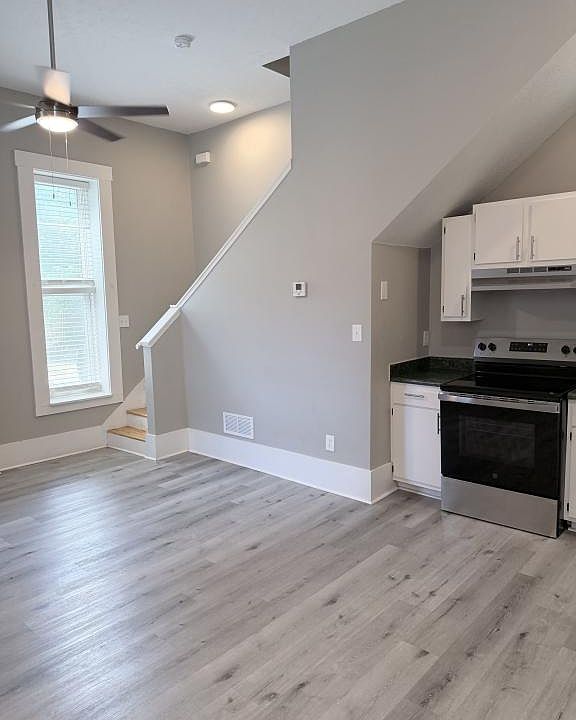 1st image of 508 W Oak St #2