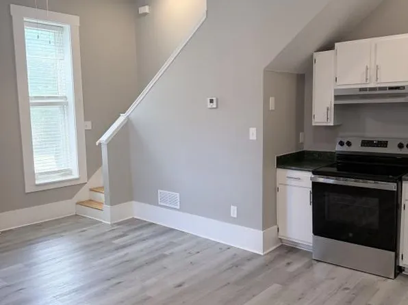 508 W Oak St #2, Louisville, KY 40203