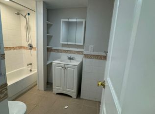 6611 Park Ave APT E, West New York, NJ 07093