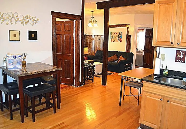 40 Long Ave #1A — Photo 2