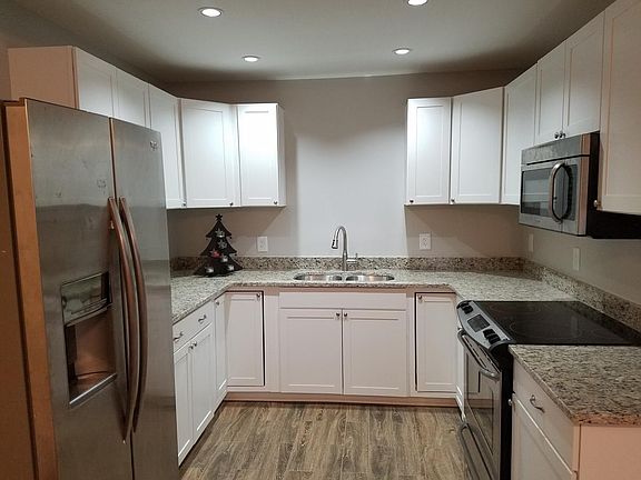 5th image of 1201 Dinwiddie Ave #Basement