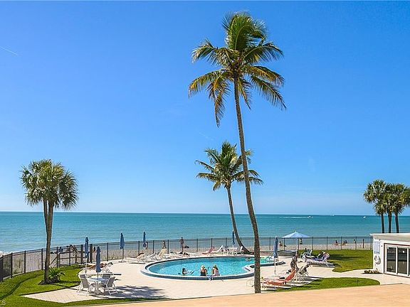 2nd image of 1717 Gulf Shore BLVD N #101