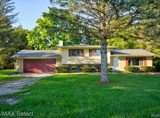 7120 Beecher Rd, Flint, MI 48532