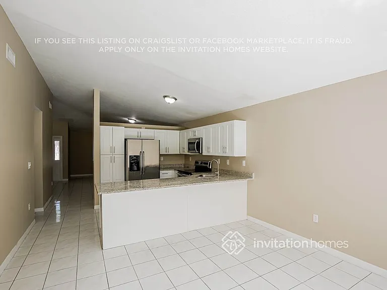 17184 SW 143rd Pl — Photo 6