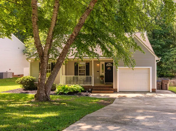 358 Tillamook Dr, Wake Forest, NC 27587