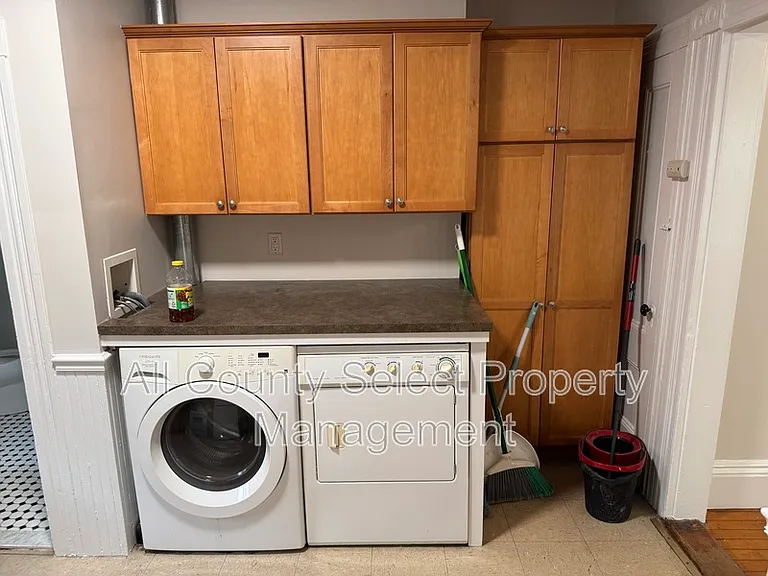 15 Forrester St #1 — Photo 12