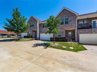 6404 Macbeth Pl, Dallas, TX 75252
