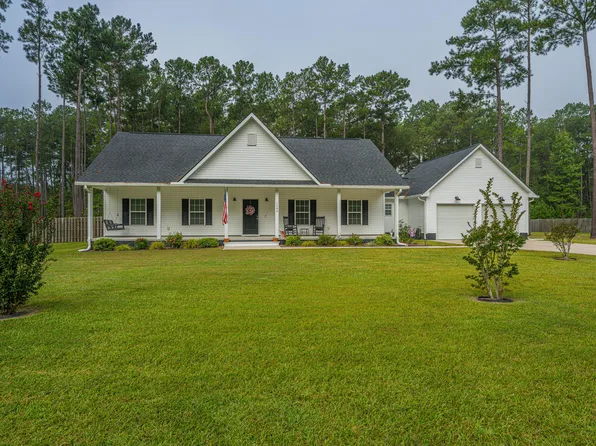 1288 Carter Rd, Ridgeville, SC 29472