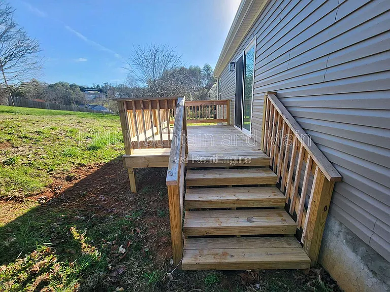 102 Indian Camp Branch Rd — Photo 5