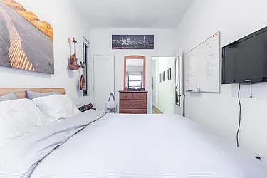 Rented by Bond New York