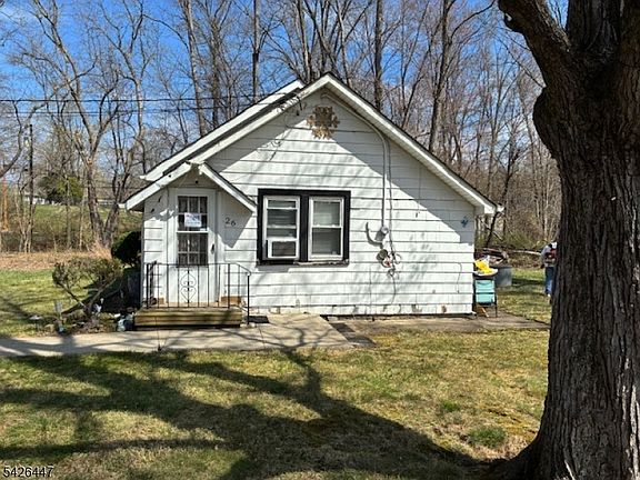 2nd image of 26 Colville Rd