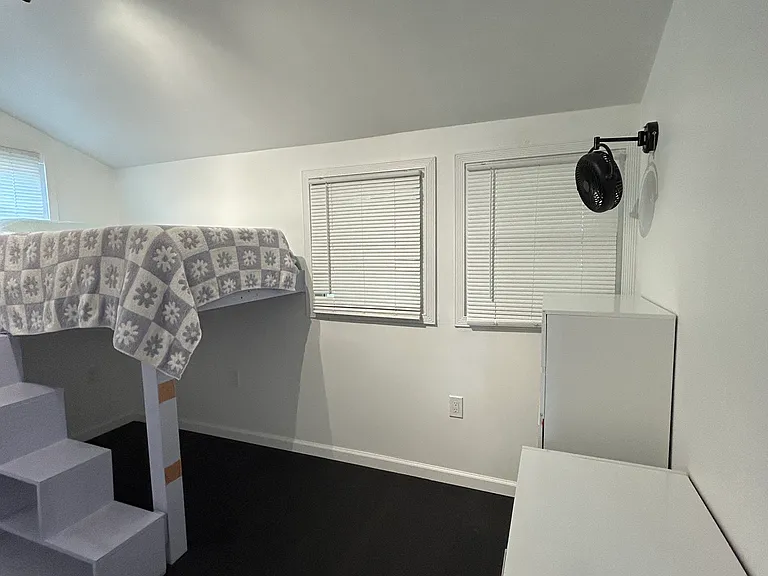 64 Hickory Ave — Photo 22