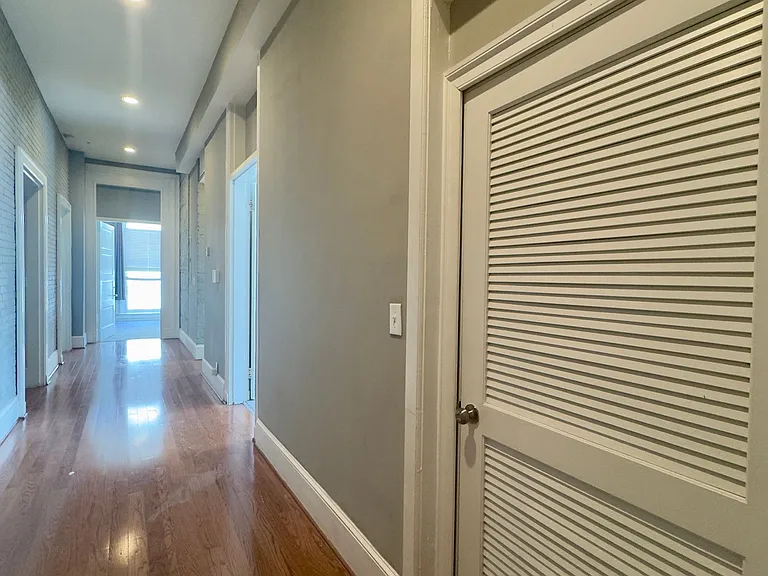 Apartment Units in Downtown, Baltimore, MD! — Photo 9