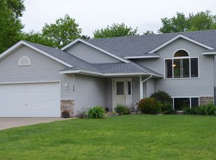 154 Acorn Ln, Somerset, WI 54025