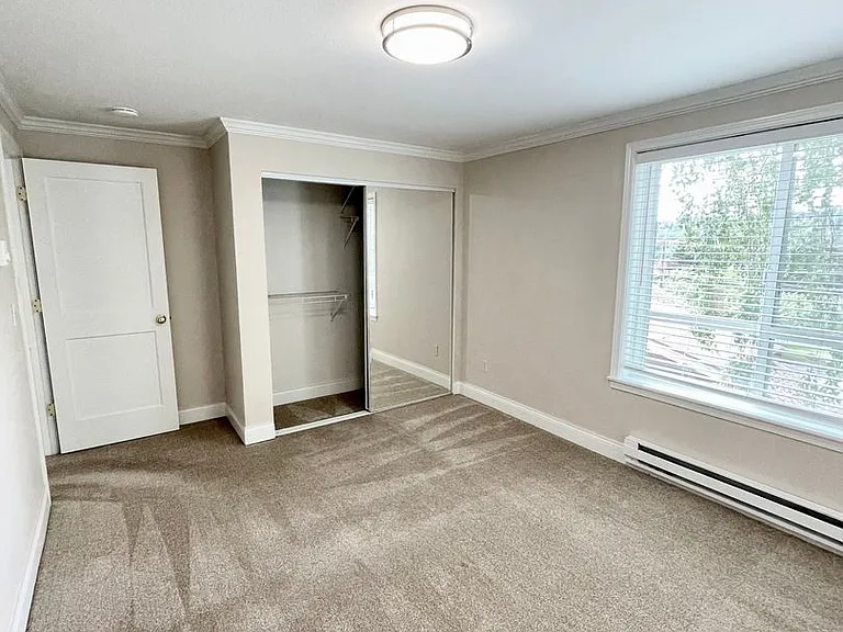1410 W Raye St — Photo 24