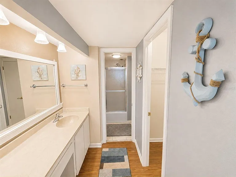 2616 Cove Cay Dr #402 — Photo 11