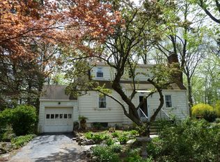 16 Maple Way, Mountain Lakes, NJ 07046
