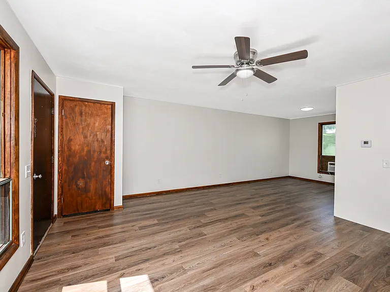 3287 Delray Ave NW — Photo 13
