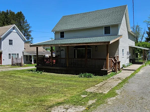 136 1st St, Westfield, PA 16950