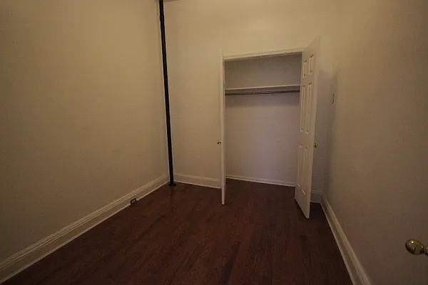 Rented by Nooklyn NYC LLC | media 12