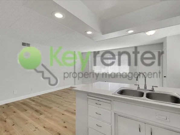 5731 Blachly Way APT 4, Sacramento, CA 95841