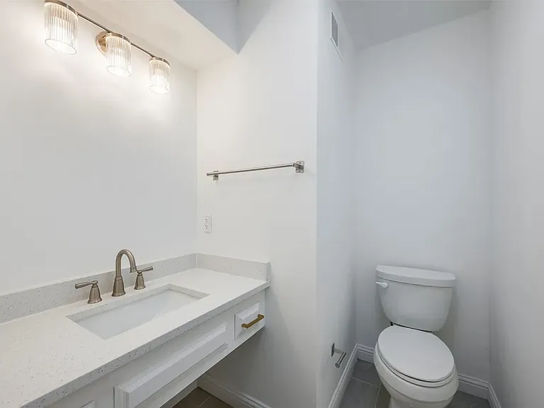 7411 Carta Valley Dr — Photo 6