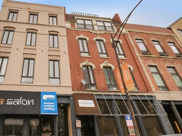 689 N Milwaukee Ave APT 4