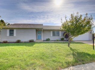 3327 W William St, Champaign, IL 61821