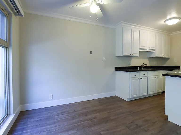 4747 Atherton Ave — Photo 7