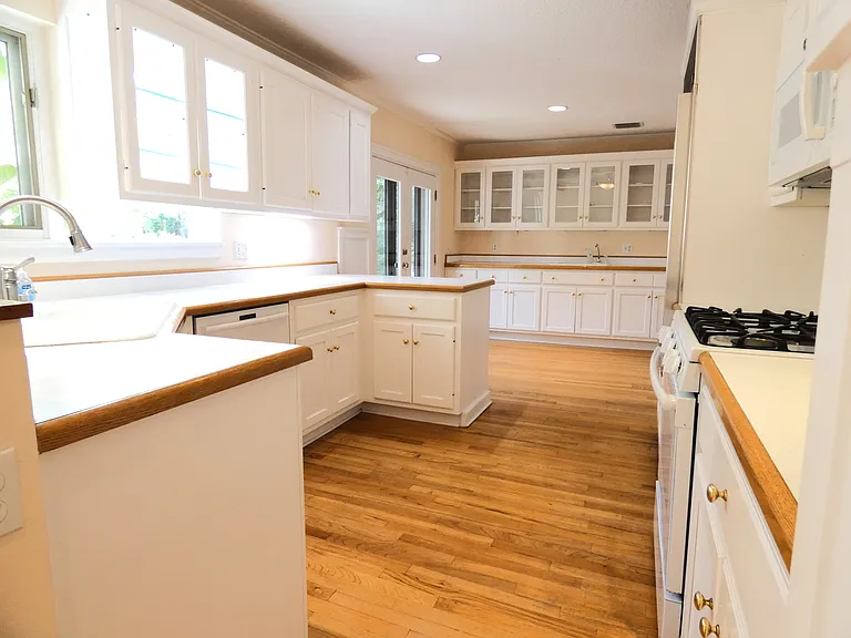 246 Palmer Ave — Photo 7
