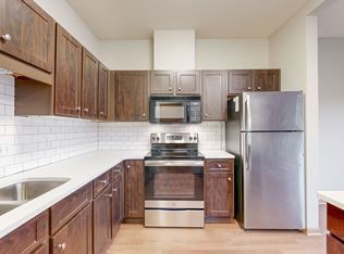 Cedar Pointe Townhomes, Hopkins, MN 55305