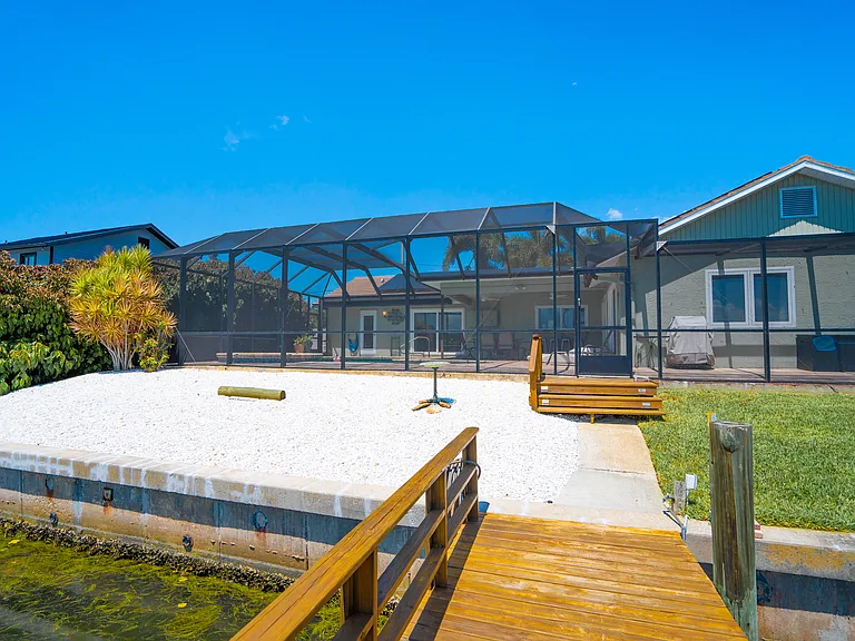 2316 S Shore Dr SE — Photo 64