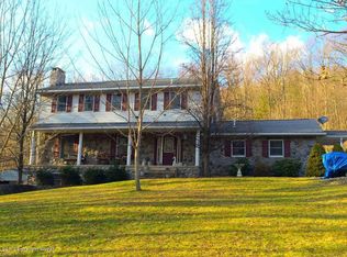 16 Wilderness Dr, Mountain Top, PA 18707