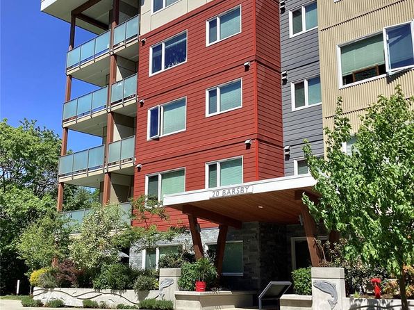 20 Barsby Ave #215, Nanaimo, BC V9R 0K4