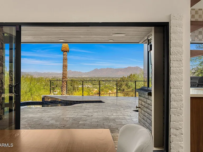 6331 E Hummingbird Ln — Photo 8