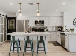 1616 W SACK Drive, Phoenix, AZ 85027