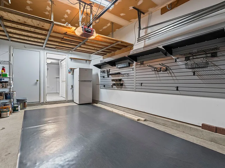 7510 Collins Meade Way — Photo 34