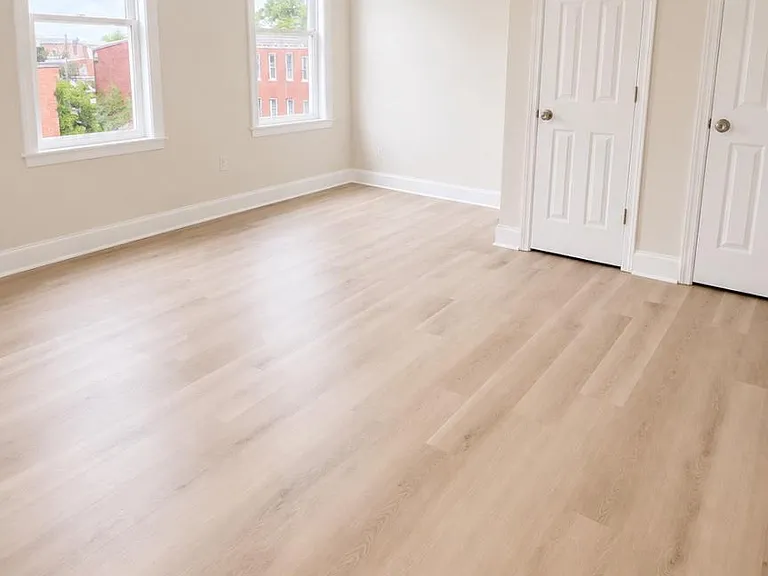 1433 W Lombard St #4 — Photo 3