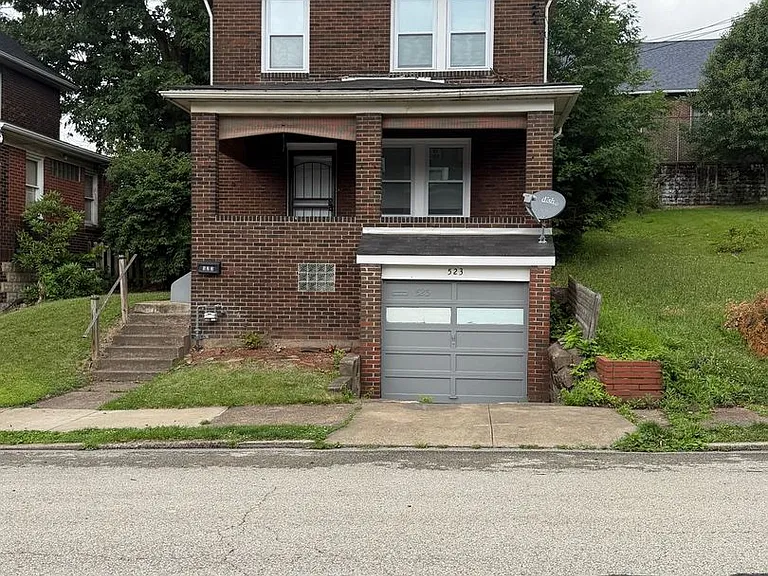 523 Ridge Ave — Photo 1