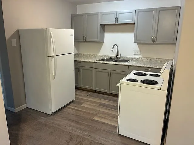 5852 Renee Ct — Photo 2