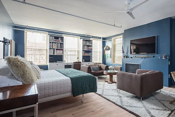 Rented by Compass | media 38