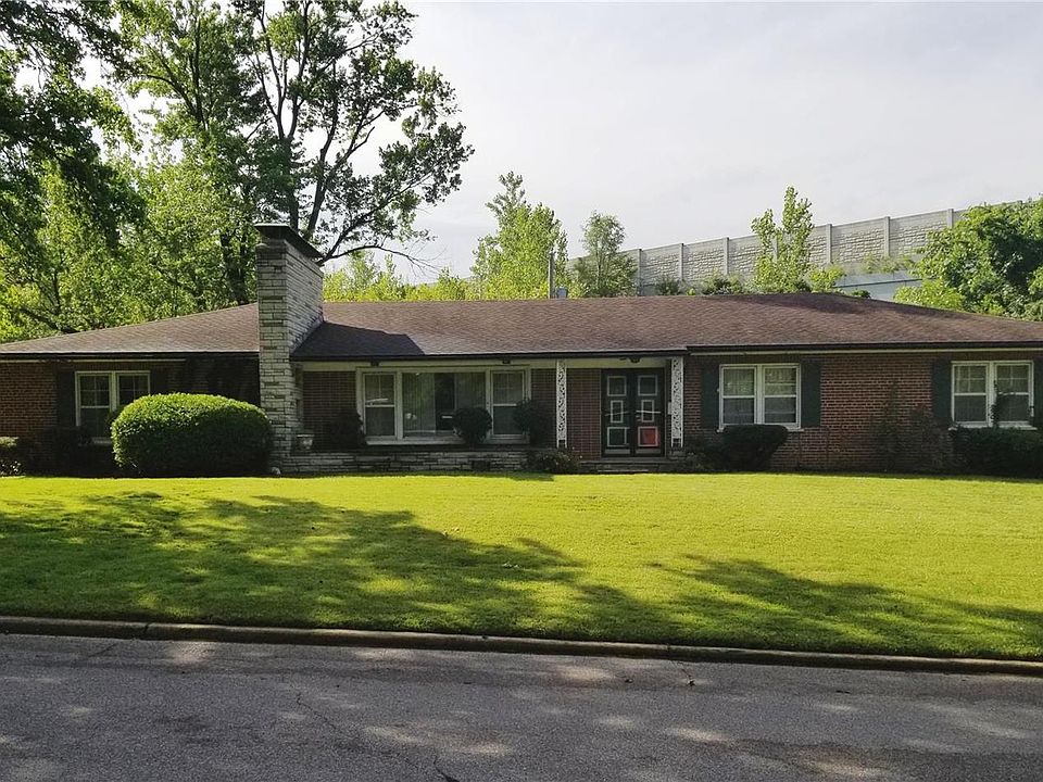 1st image of 8012 Bennett Ave