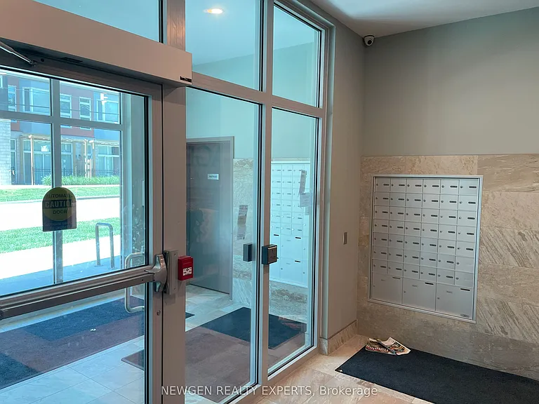 250 Albert St #720 — Photo 4