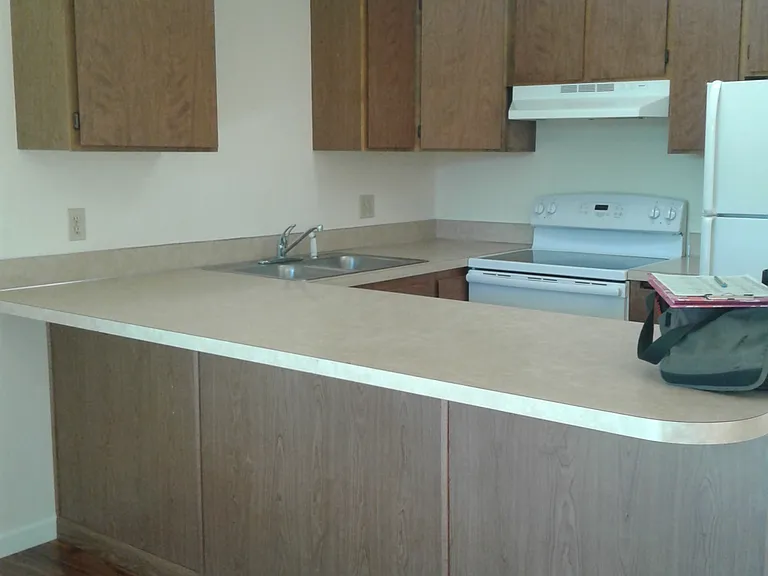 114 W Adams Ave #8 — Photo 7