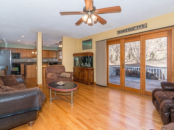 2nd image of 501 Lawndale Dr SE
