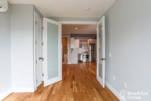 Rented by Brooklyn Group | media 8