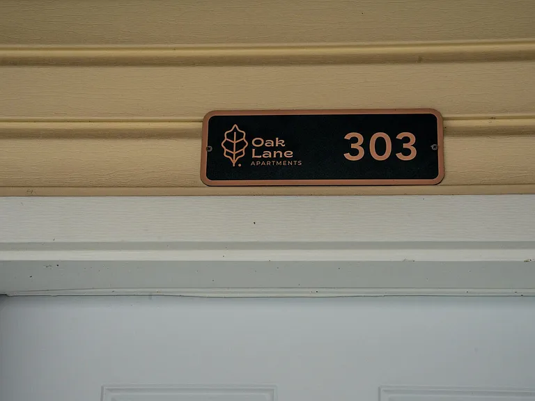 Oak Lane Apartments — Photo 13